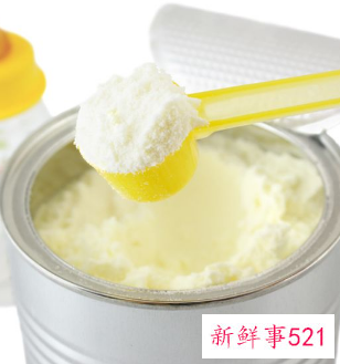 一个月宝宝吃多少毫升奶粉