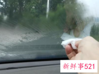 开空调玻璃起雾怎么办