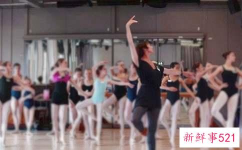 舞蹈专业大学毕业生自我鉴定