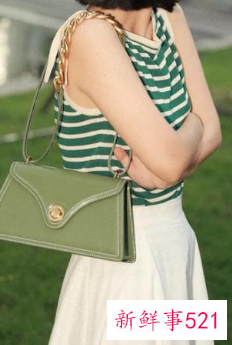 吊带和内衣可以一起穿吗