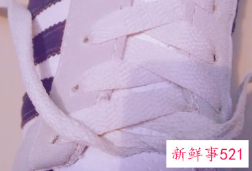 简单系鞋带方法步骤图解