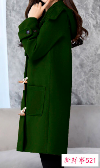 浅绿色外套搭配