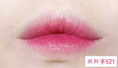咬唇妆怎么画
