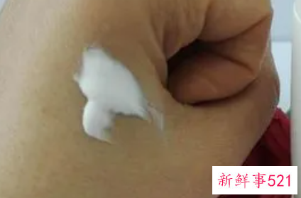 防晒霜里面有水怎么回事
