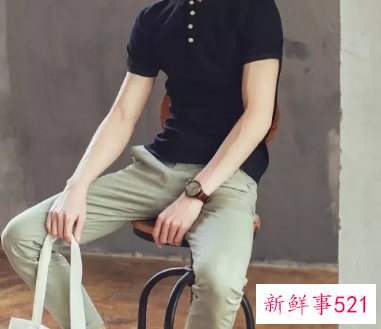那种polo衫配黑色休闲裤子好看