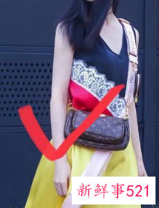 吊带露肩怎么穿