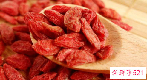 枸杞发黑了能不能吃