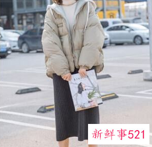 冬天裙子可以配什么棉服