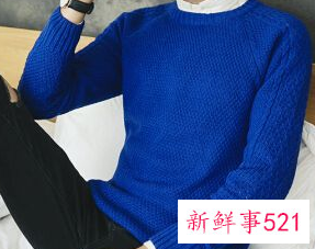 圆领毛衣如何穿搭