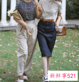 中年女人穿裙子还是裤子