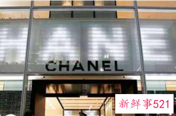 30岁女人穿的衣服牌子中端