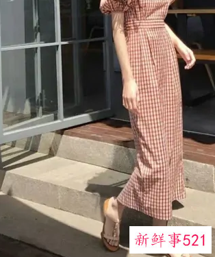 夏天穿长裙配什么鞋子女