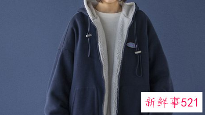 藏青色卫衣配什么裤子好看