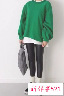 叠穿衣服怎么搭配