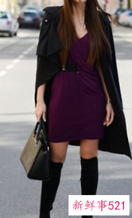 紫色连衣裙配什么颜色袜子