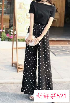 黑色白点点裤配什么上衣女