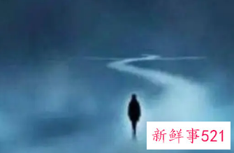 梦见哭死去的亲人是什么意思