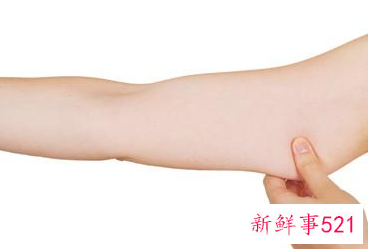 女模特肩宽一般多少