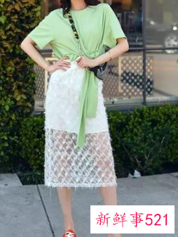 夏季半身裙配什么上衣