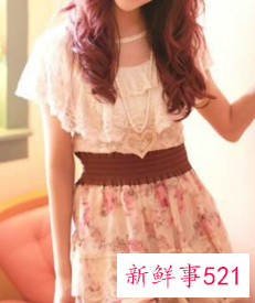 吊带露肩怎么穿