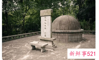 梦见拜坟是什么意思