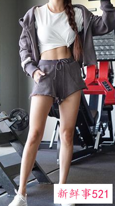 运动风的衣服怎么搭配