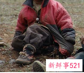 孩子的名字和奶奶的字一个音