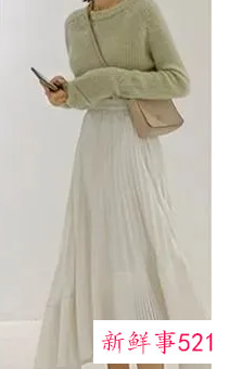 冬天穿裙子配什么外套好看