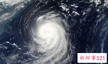 台风是怎么形成的的