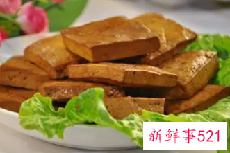 梦见别人吃干豆腐是什么意思