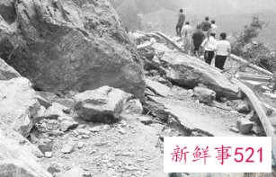 梦见暴雨地震是什么意思