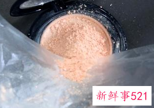 粉饼摔碎了如何修复