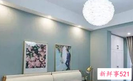 卧室适合贴什么颜色的墙纸