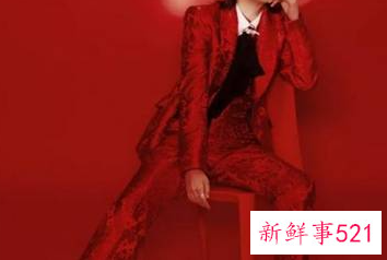 红色配什么颜色好