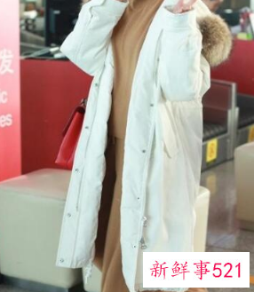 小款羽绒服搭配什么裤子