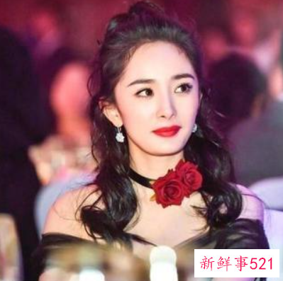 素颜都有回头率的女生