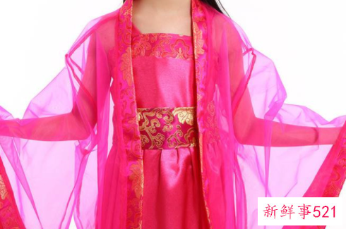 不喜欢穿粉色的女生