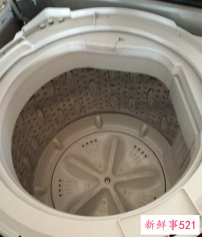 洗衣机里面的脏东西怎样清理怎么拆