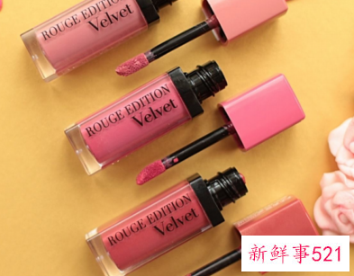 怎样涂抹唇釉显得好看