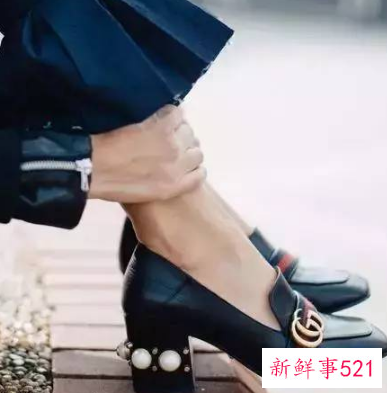 鞋跟多高显腿长