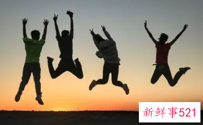 周一早会主持词开场白