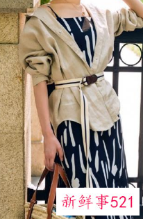 中年女士的半身冬裙