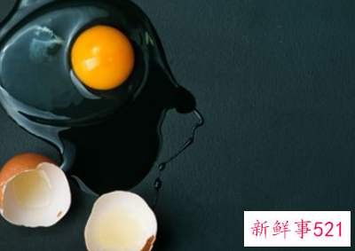 梦见鸡蛋破了流出一地是什么意思