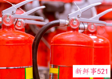 干粉灭火器怎么使用