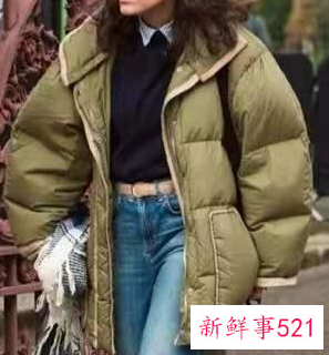 羽绒棉服配什么裤子