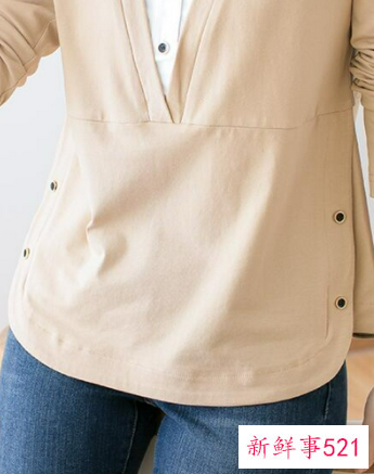 半身裙杏色要搭配什么上衣好