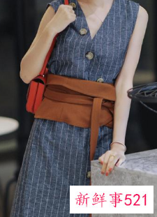 中年女士的半身冬裙