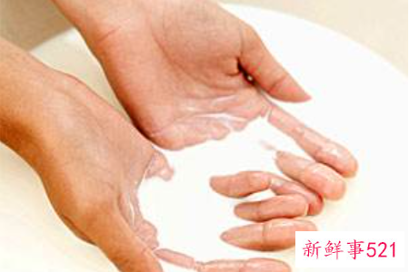 用纯牛奶洗脸好吗