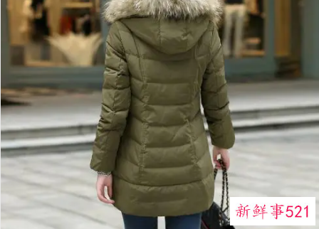 羽绒服搭配什么鞋子