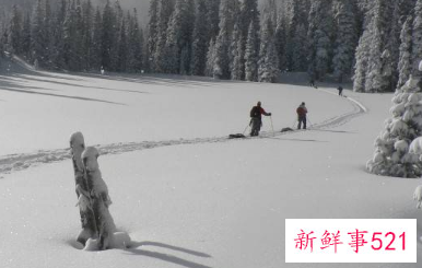 雨伞放在门口代表什么